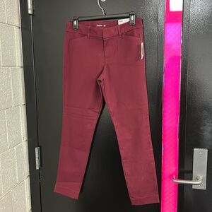 Old Navy Pixie Pants in Burgundy